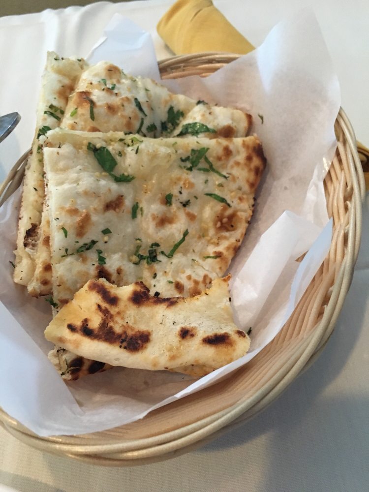 garlic naan